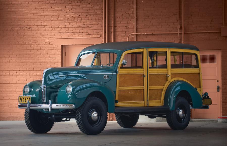  Ford Standard Station Wagon by Marmon-Herrington 1940 года  (фото 1 из 16)